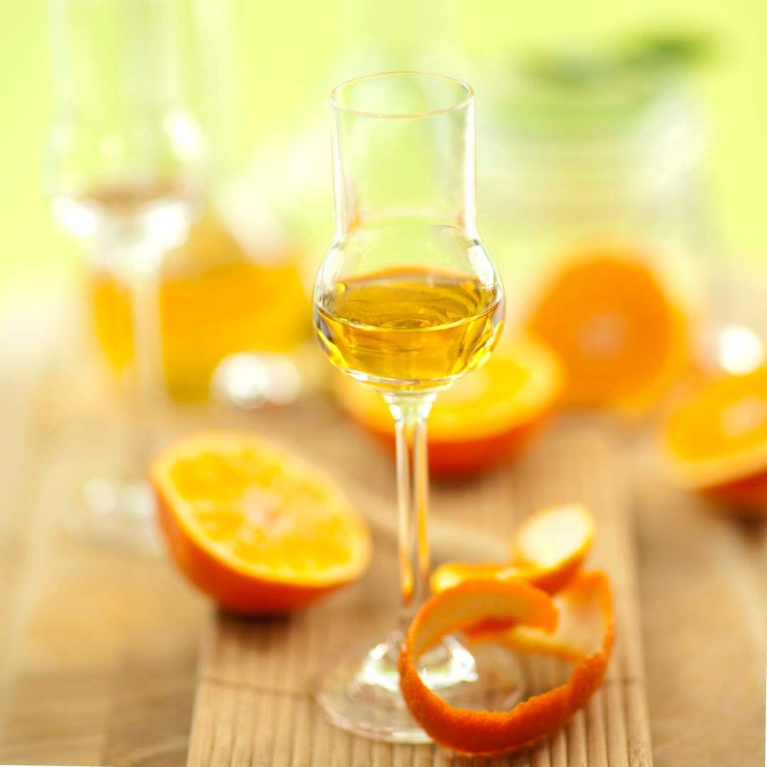 BIO-Orangen-Likör 0.5 l, 16 vol% BIO-Orangen-Likör 0.5 l, 16 vol%