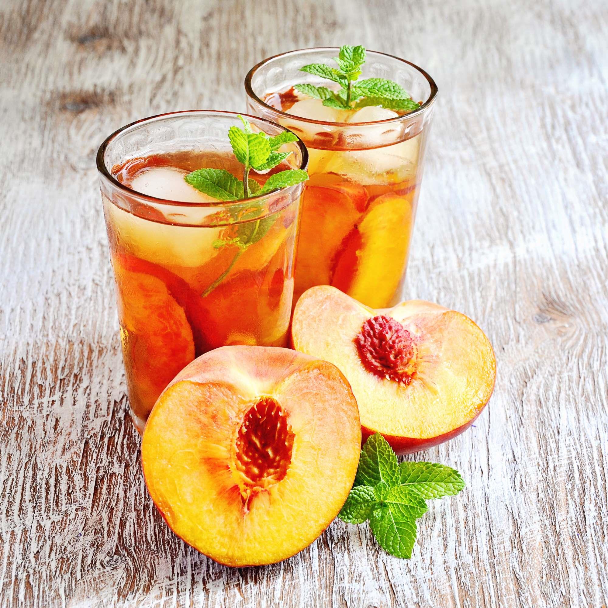 Pia Peach BIO Weinbergpfirsich Likör 0.5 l, 18 vol% Pia Peach BIO Weinbergpfirsich Likör 0.5 l, 18 vol%